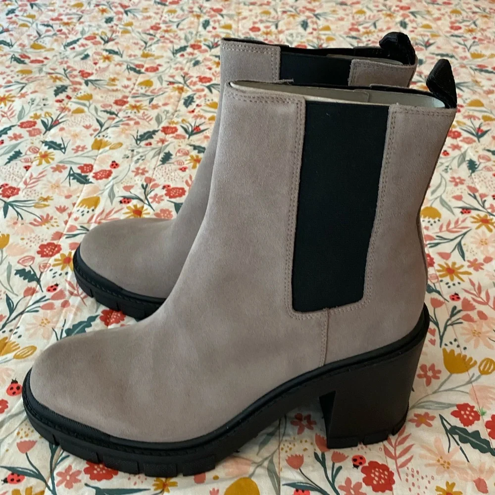🍁NEW🍁 Marc Fisher LTD Vanlisa Chelsea Boot - Picture 3 of 11